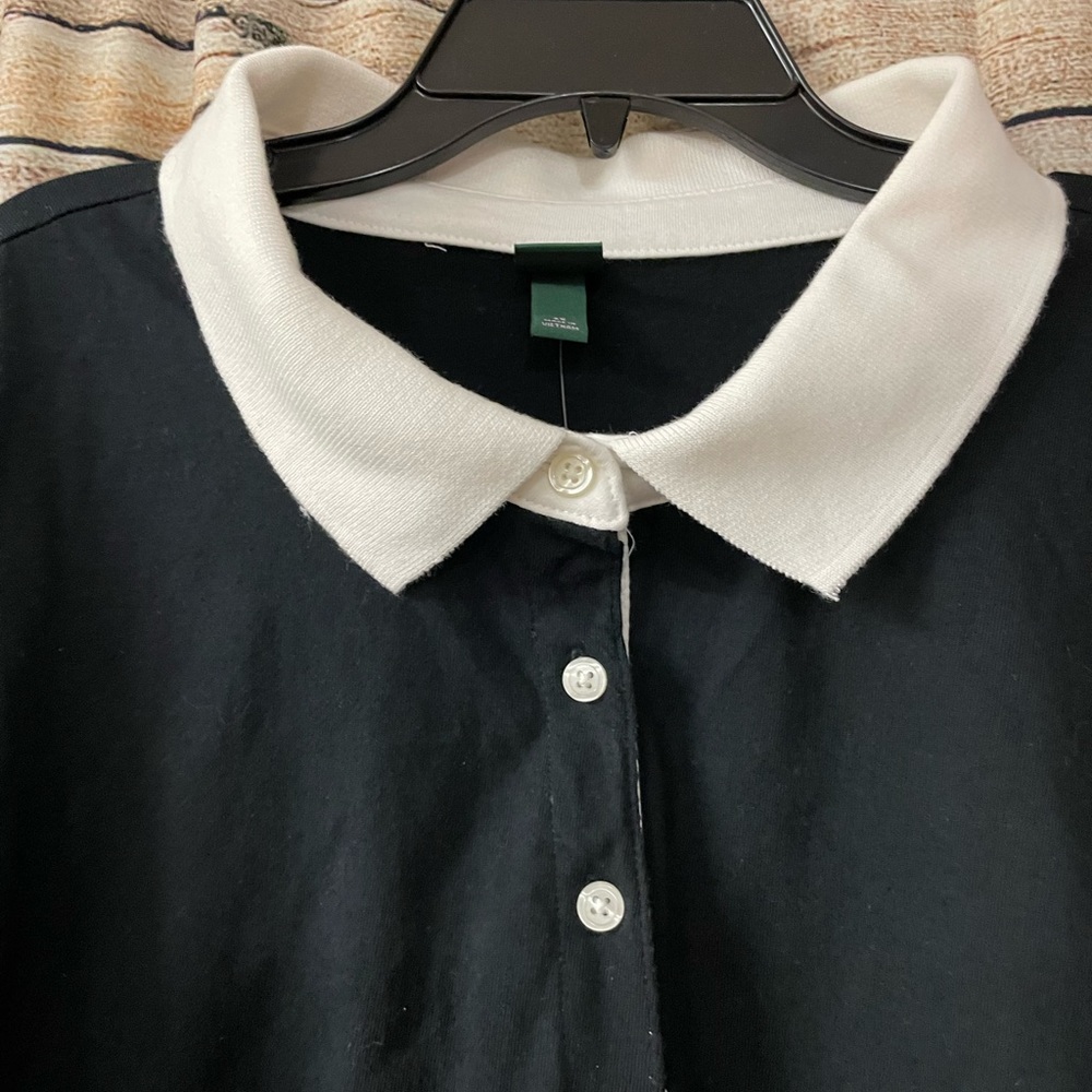 Wild Fable white collar 1/4 button shirt